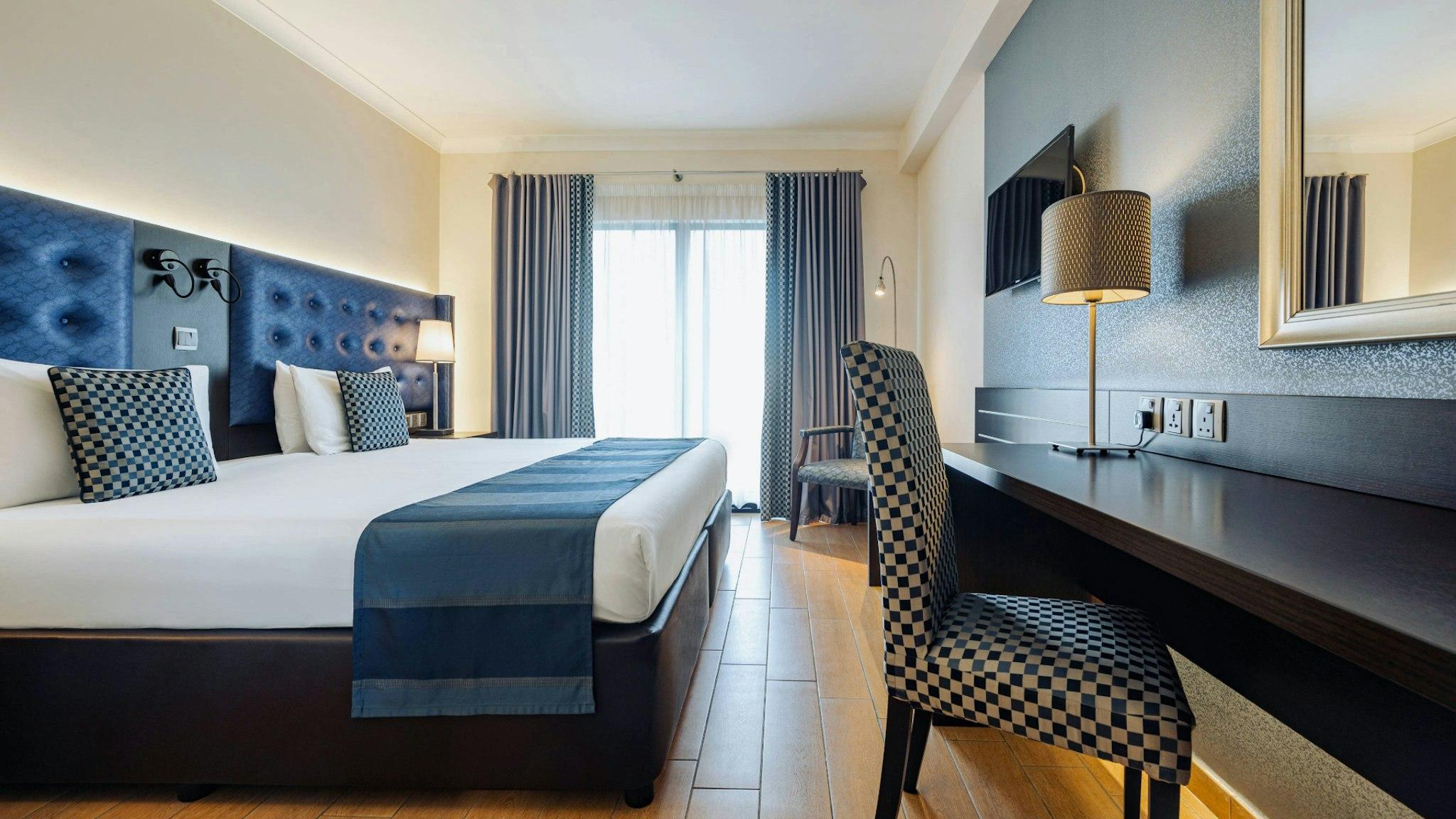 Semi Room, Executive, Semi Double Bed