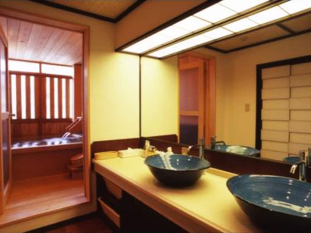 Kannawa Onsen Hotel Sansuikan 48/50