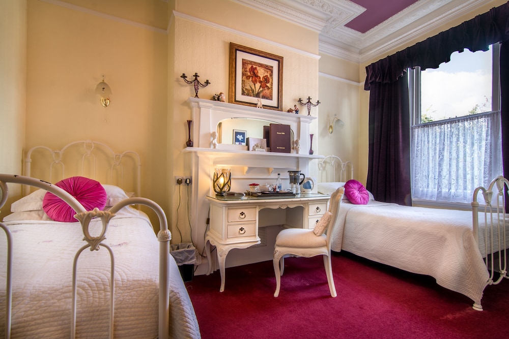 Creston Villa Guest House 9/33