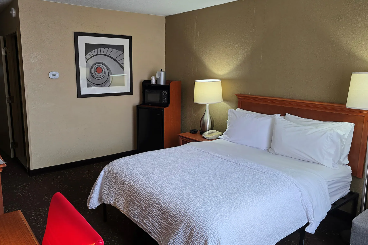 Alexandria Hotel & Conference Center 9/28