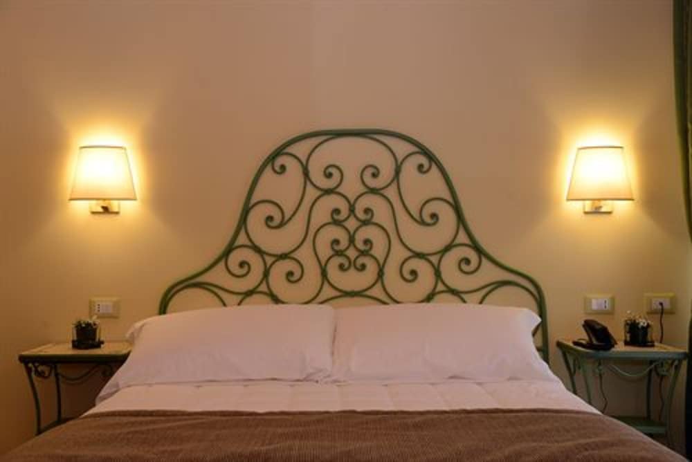 BORGO ANTICO HOTEL 23/69