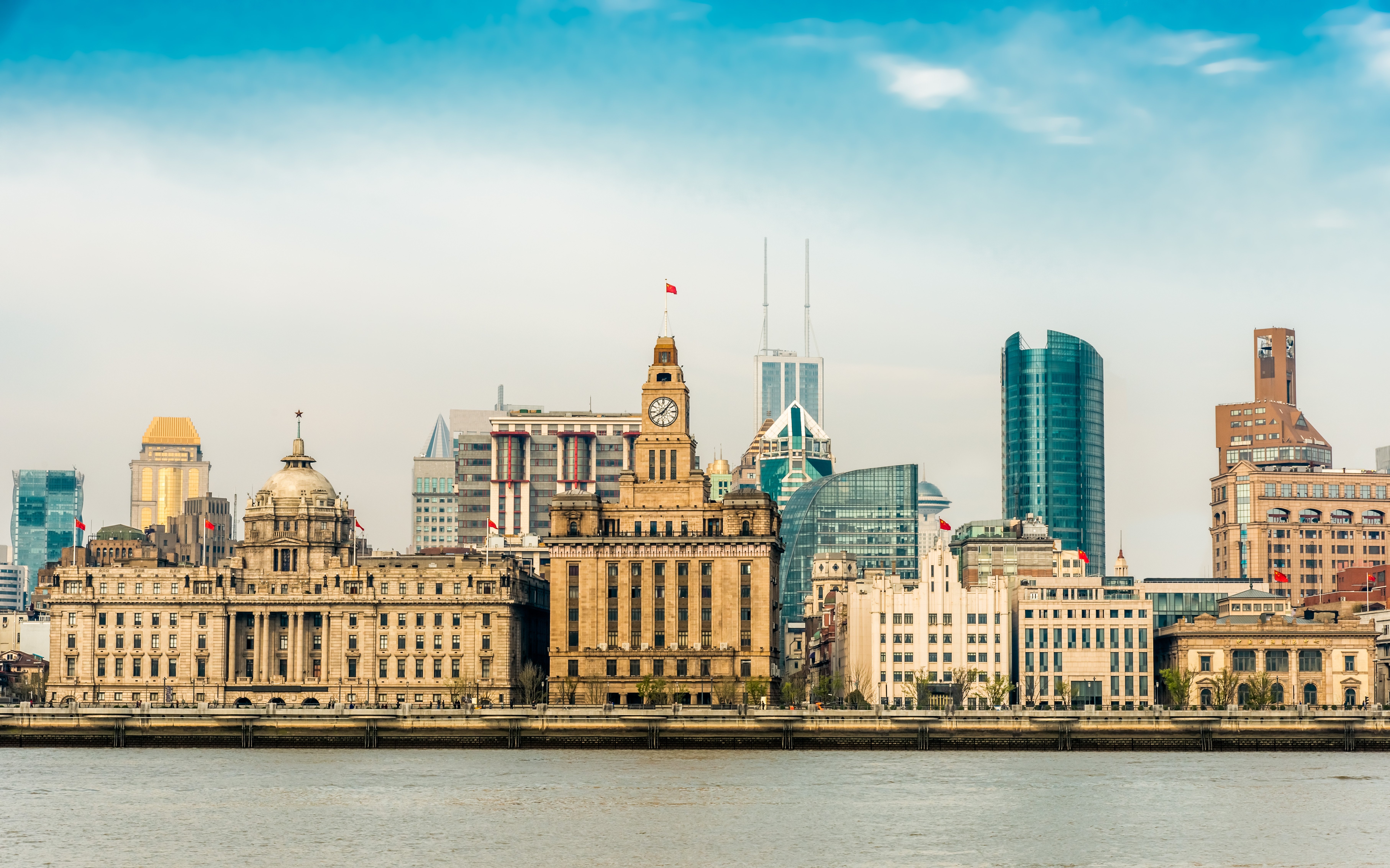 Intercontinental Shanghai Pudong 74/78
