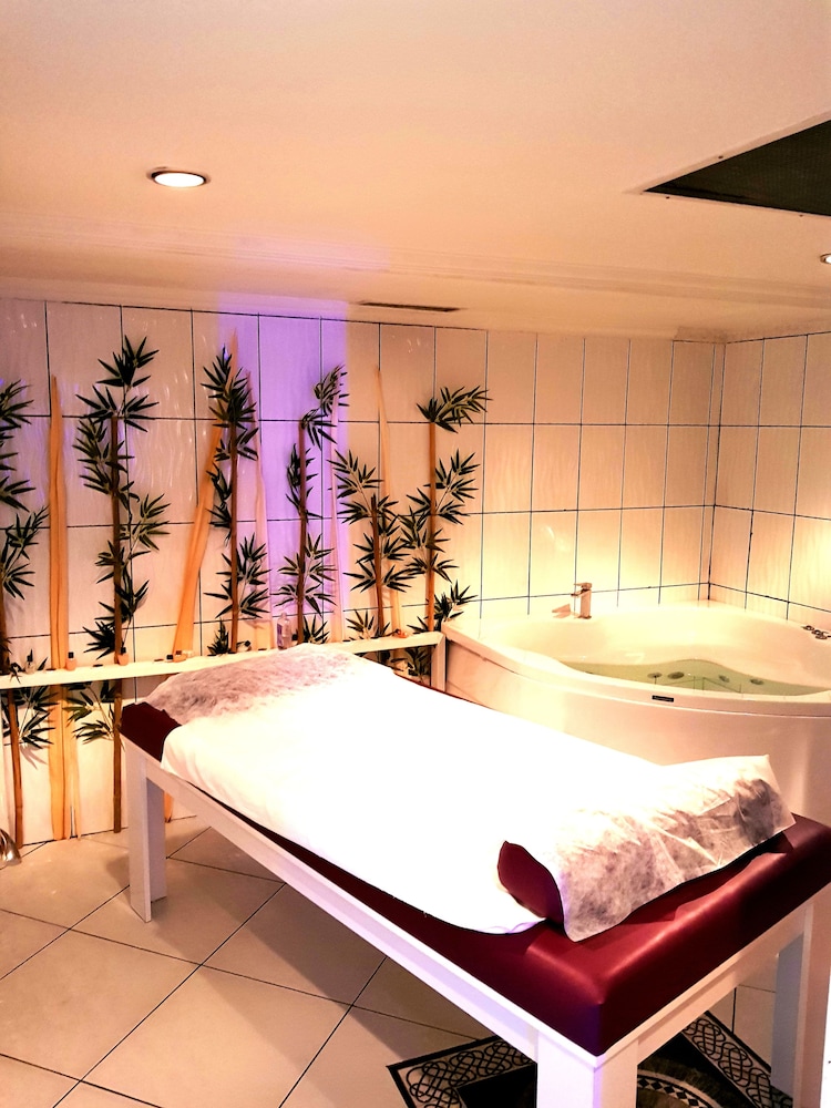 Business Park Otel 34/67
