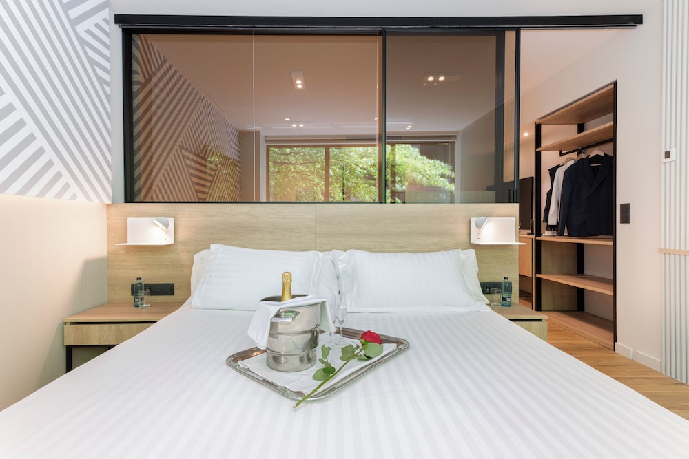 Suites Plaza Hotel & Wellness 20/50
