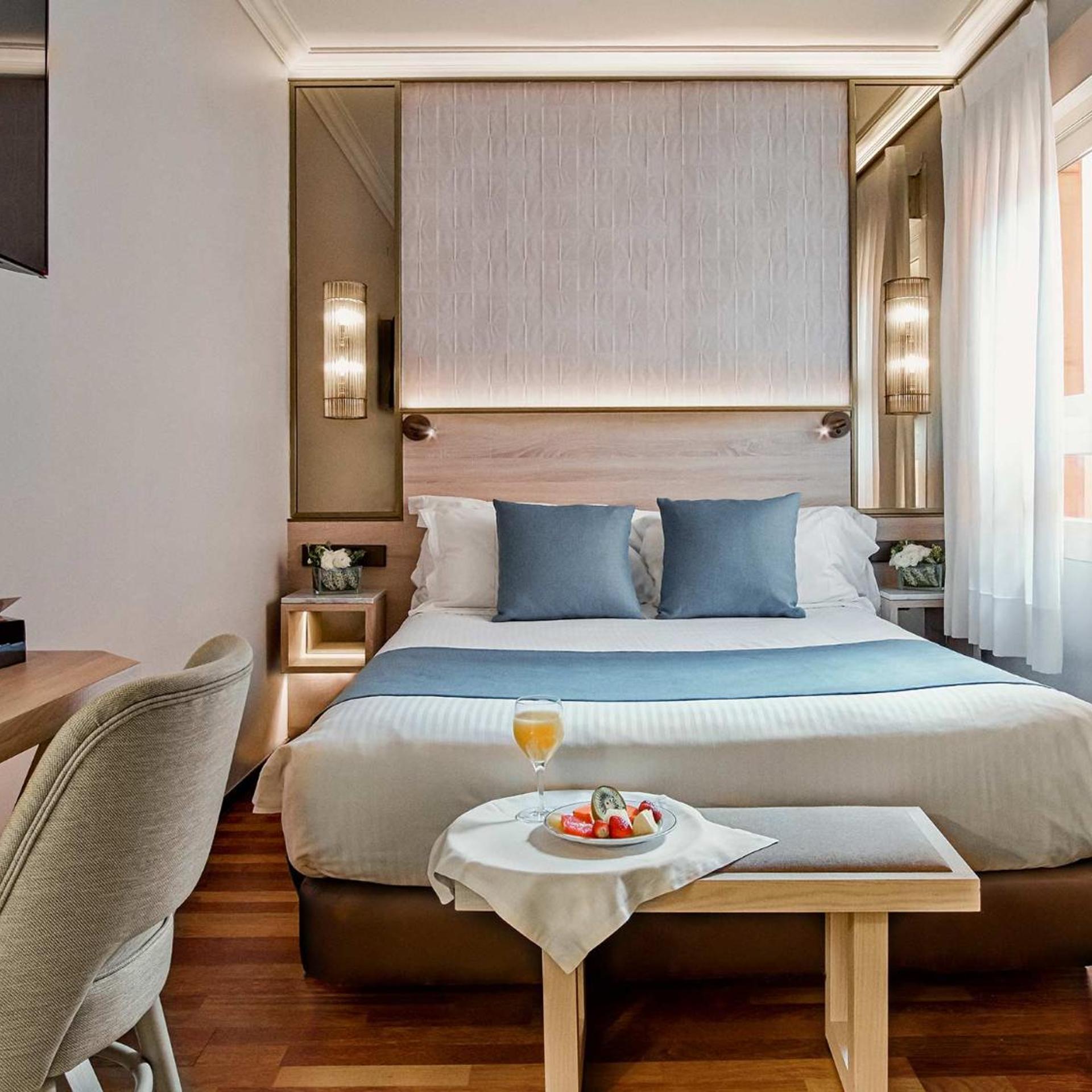 Room, Single