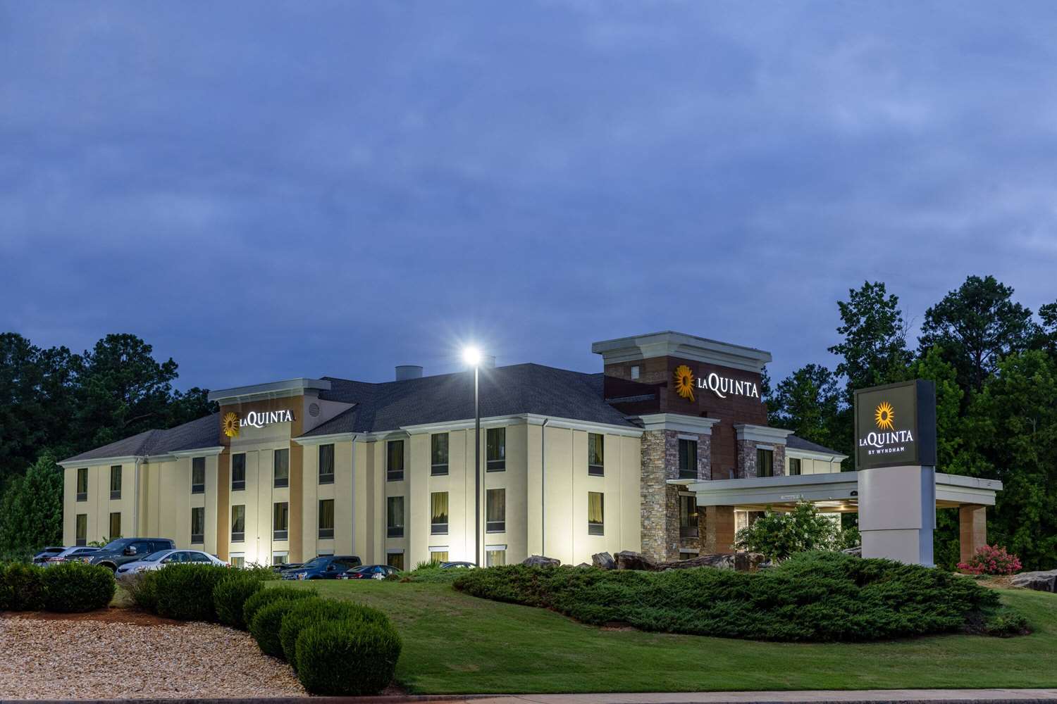 La Quinta Inn & Suites by Wyndham Covington 6/45