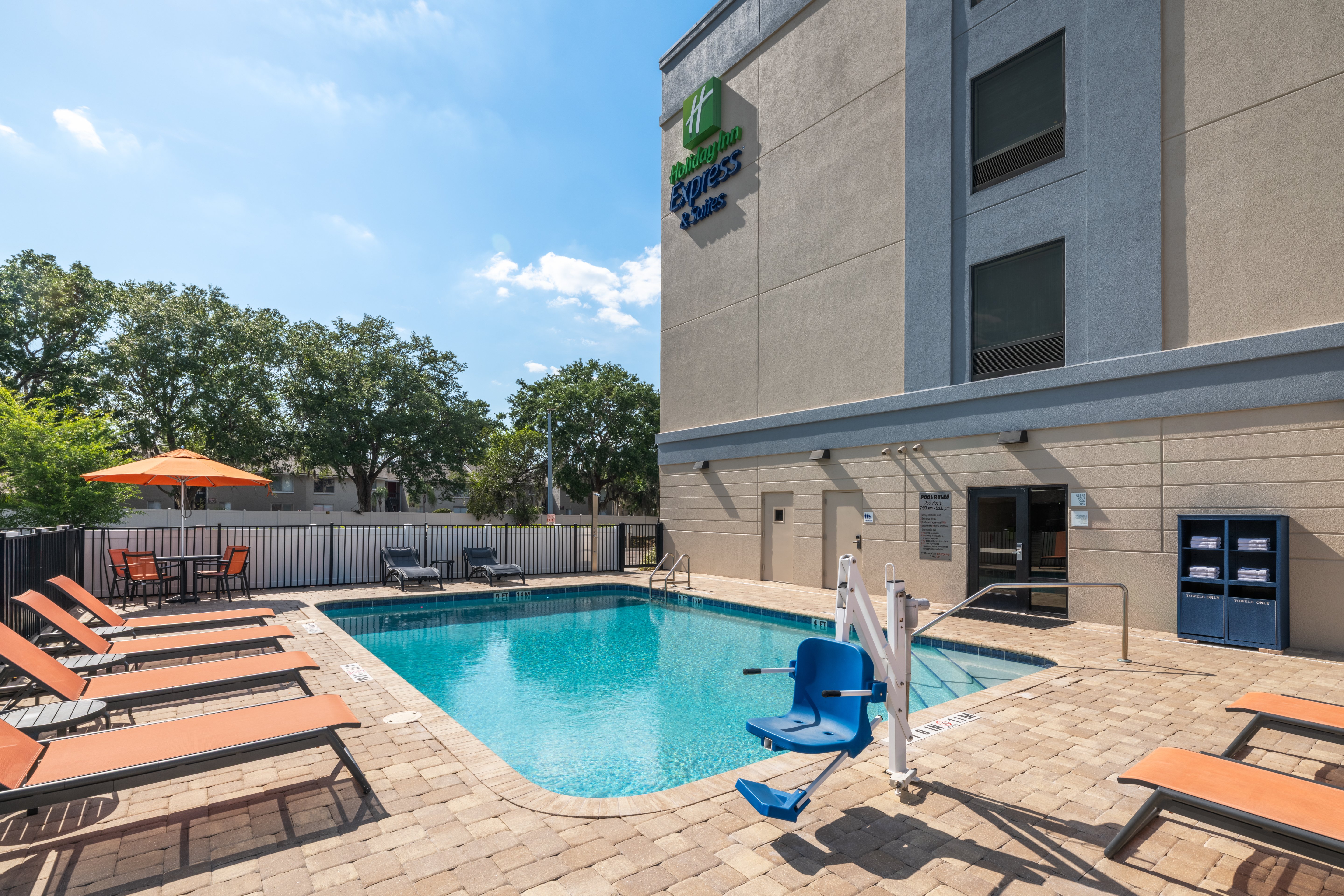 Holiday Inn Express And Suites Lakeland South 47/50