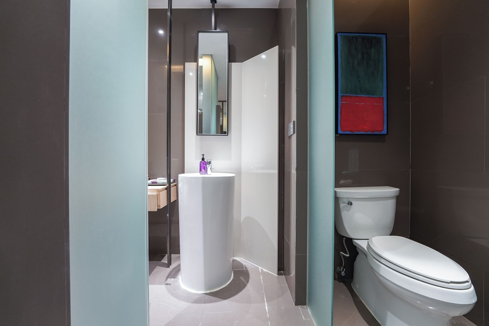 Mercure Nanjing Olympic EXPO 50/58