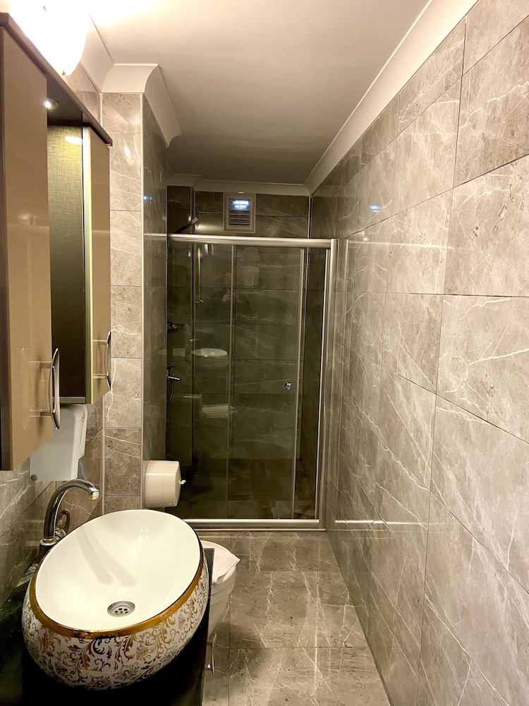Caykent Suites Deluxe Hotel 46/50