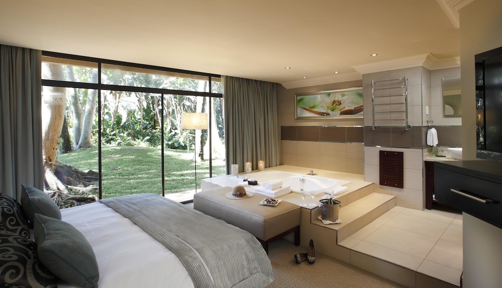 The Cascades Hotel At Sun City Resort 14/50