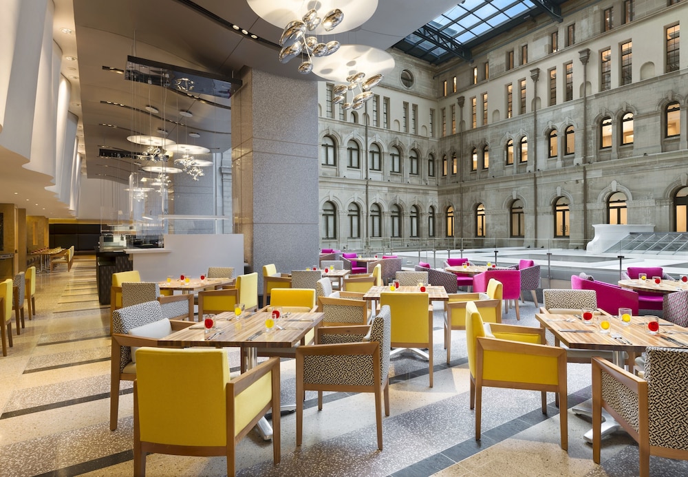 The Fullerton Hotel Sydney 56/68