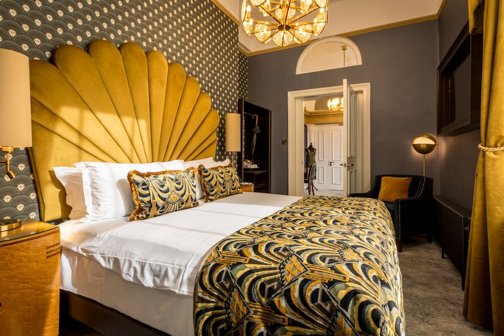 Fabulous, Double Bed