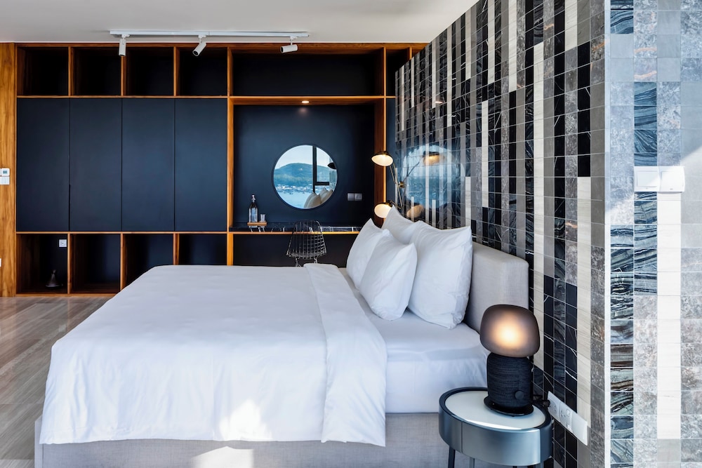Sky, 7 King Beds، Venity Villa 5/5