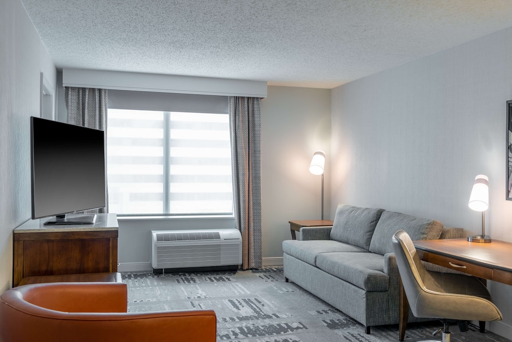 Hilton Garden Inn Arlington Courthouse Plaza 46/83