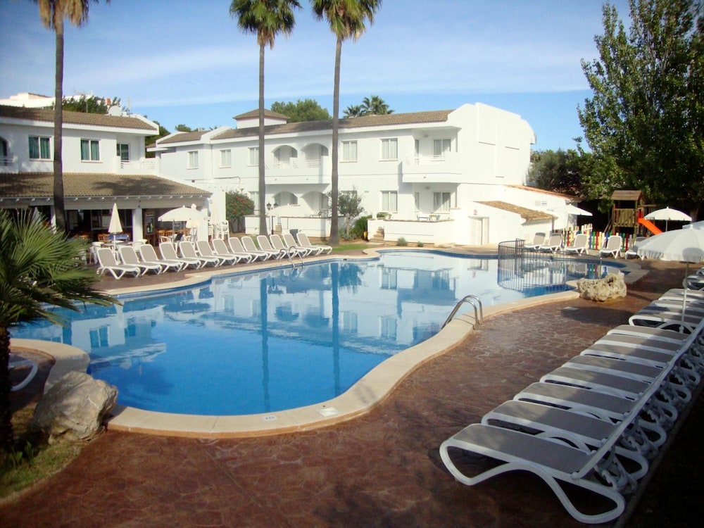 A10 Solecito Apartments 3/51