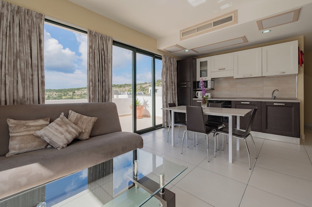 Xemxija Bay Hotel (ex Porto Azzurro) 43/66