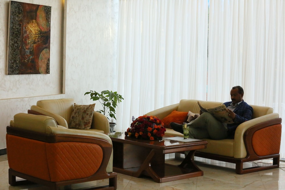 Marcen Addis Hotel 14/18