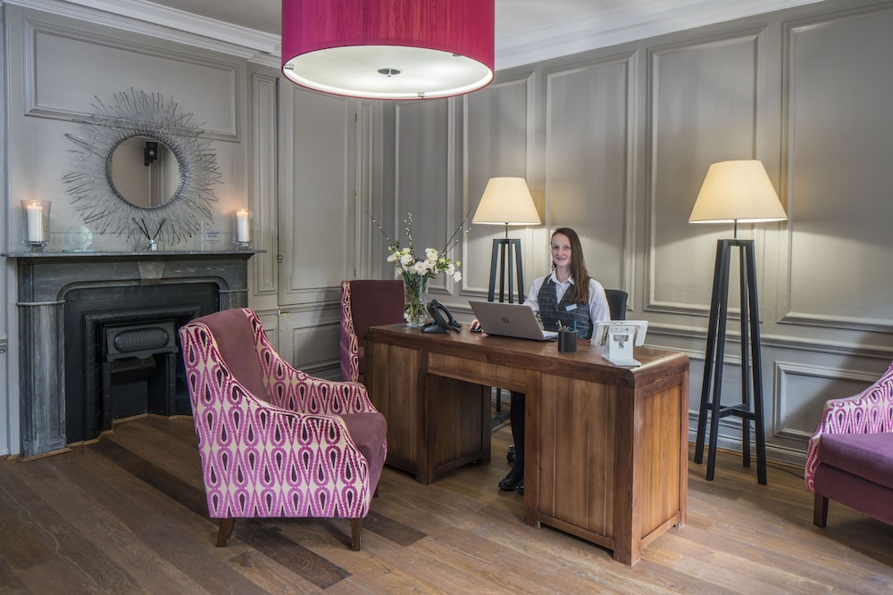 Vanbrugh House Hotel 33/47