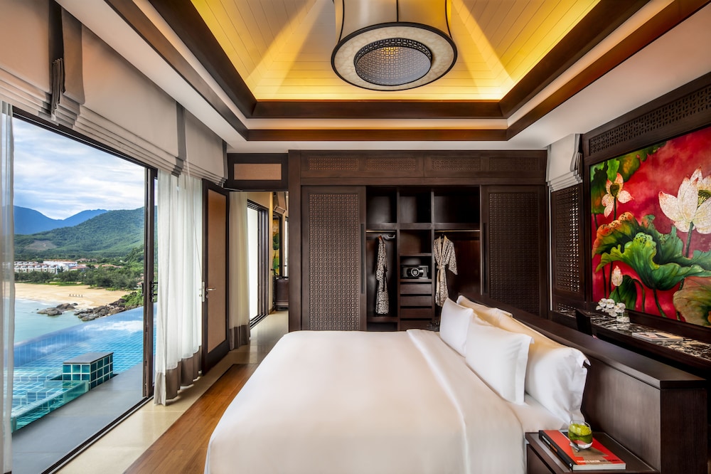 Banyan Tree Lang Co 27/78