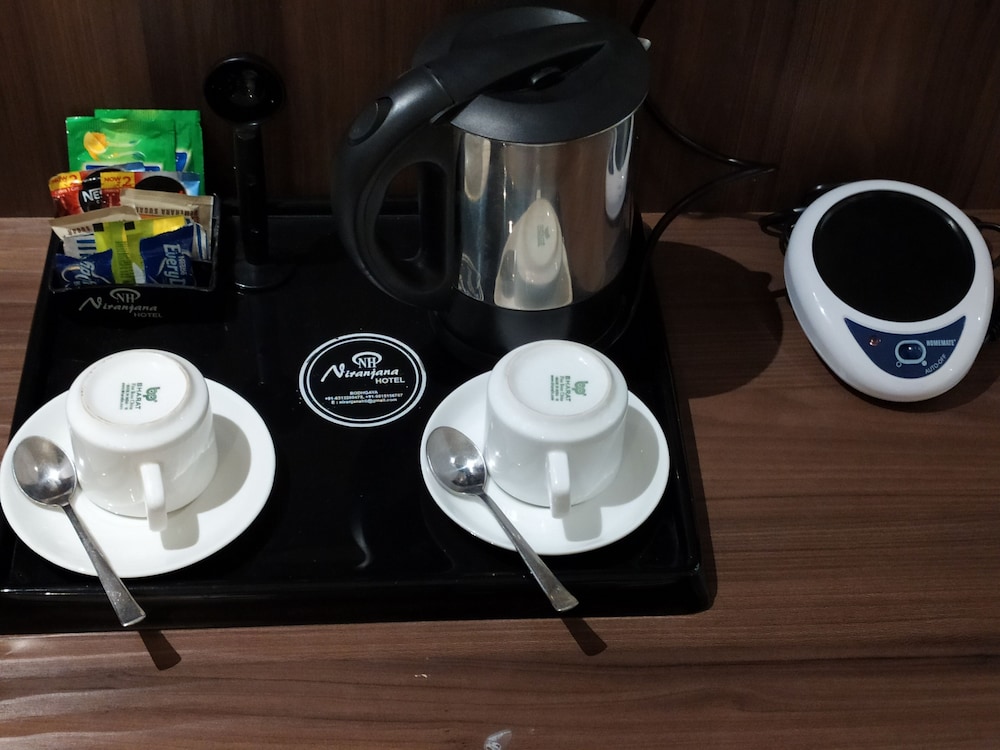 NIRANJANA HOTEL 26/50