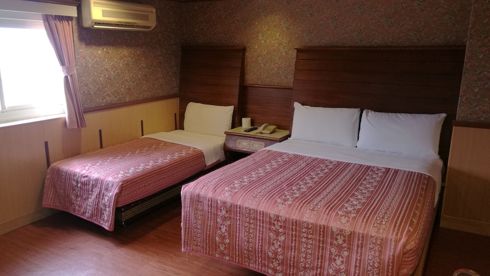 ROOM, TRIPLE
