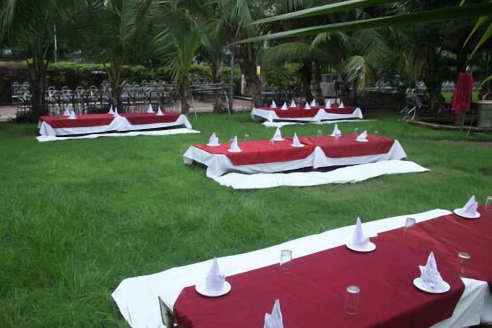 Krishna Park Resort 24/29