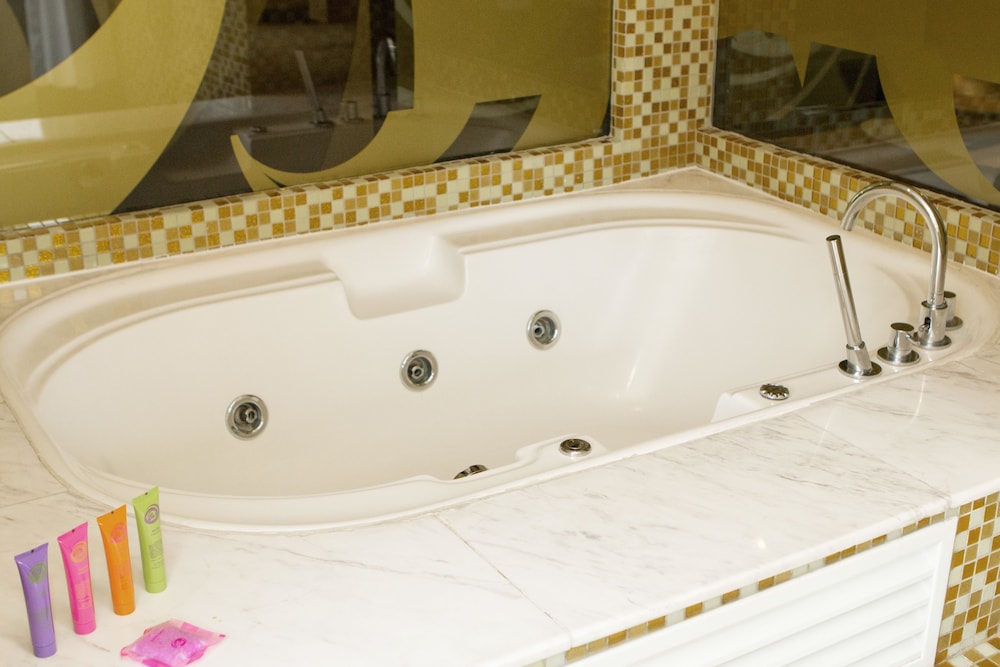 Hotel Re Pearl S Hill 45/50