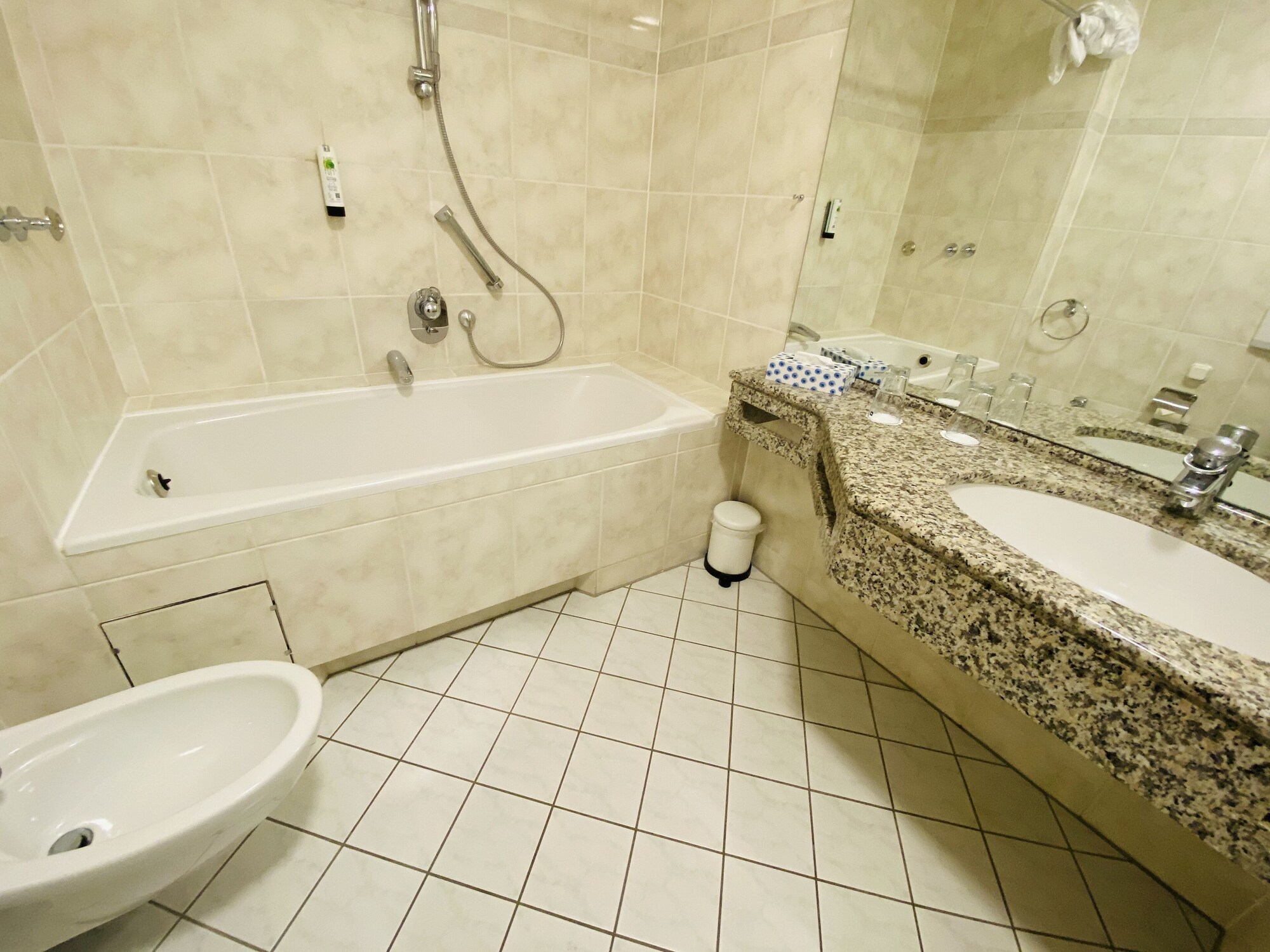 غرفة بسرير مزدوج، Centro Hotel Kaiserhof Deluxe 10/10