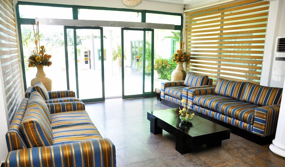 Crystal Palm Hotel 34/49
