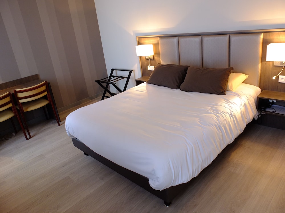 Hotel de Flore 34/60