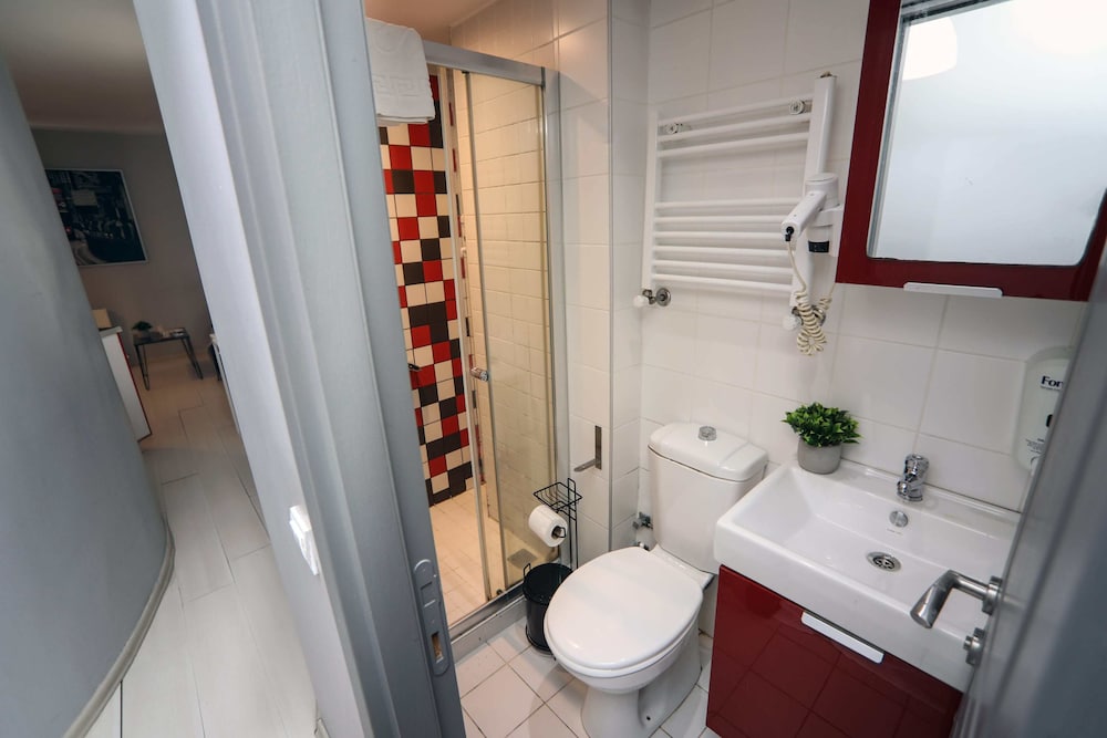 Arkem Hotel 3 15/17