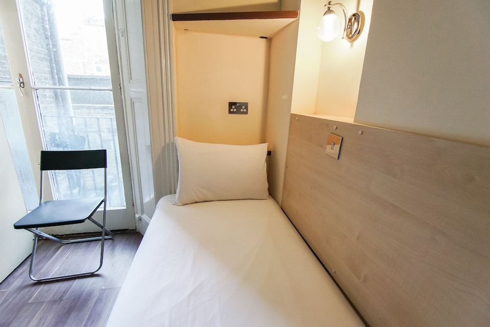 Tony's House Hotel 29/59