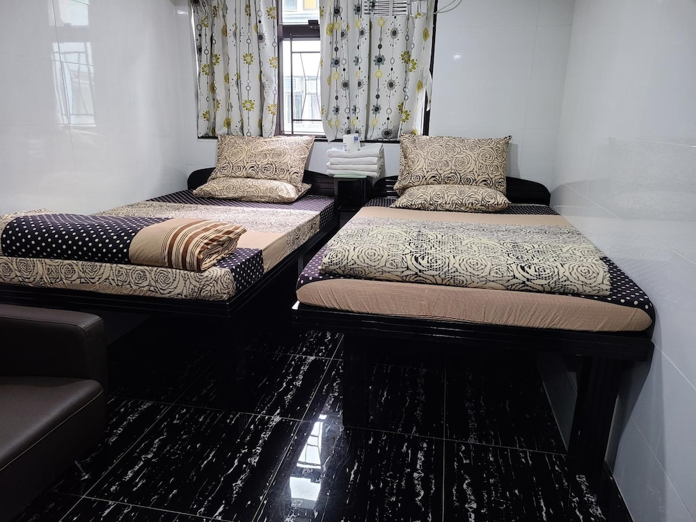 Hostel 16 28/46