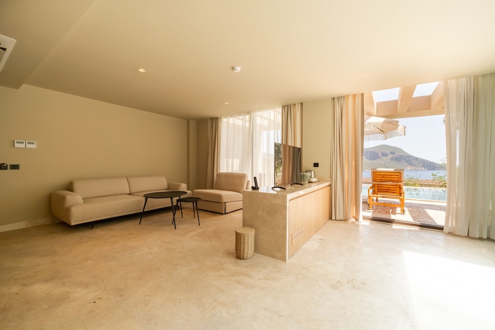 Asfiya Sea View Hotel 34/50