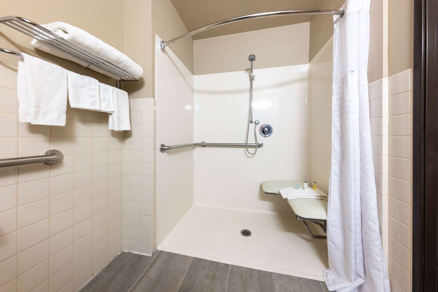 Super 8 by Wyndham Quartzsite AZ 22/23