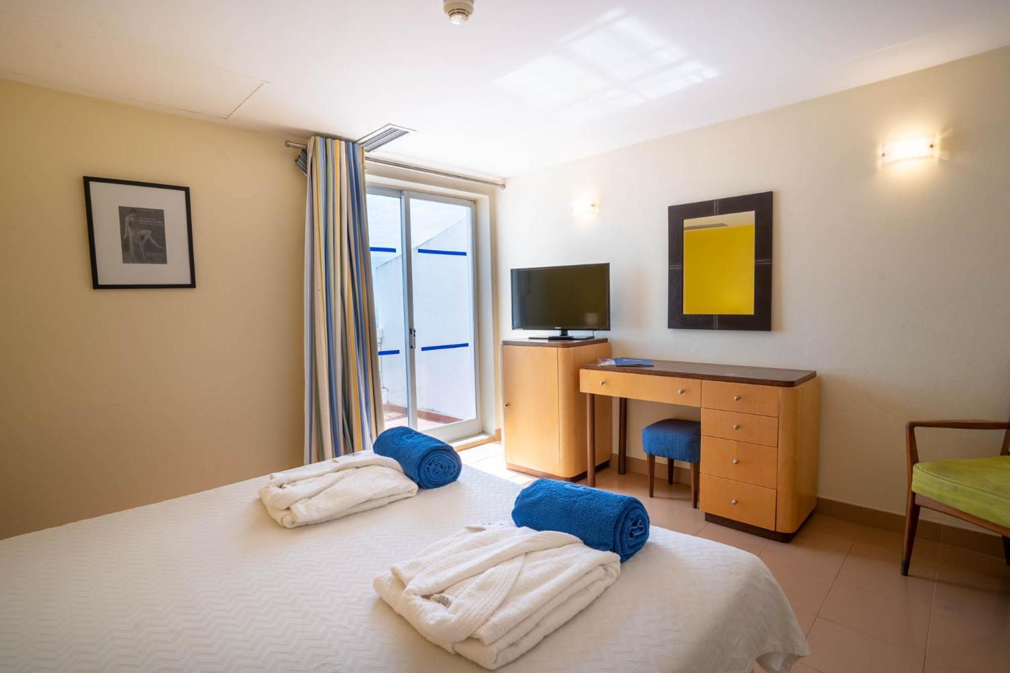 Standard, Double Bed
