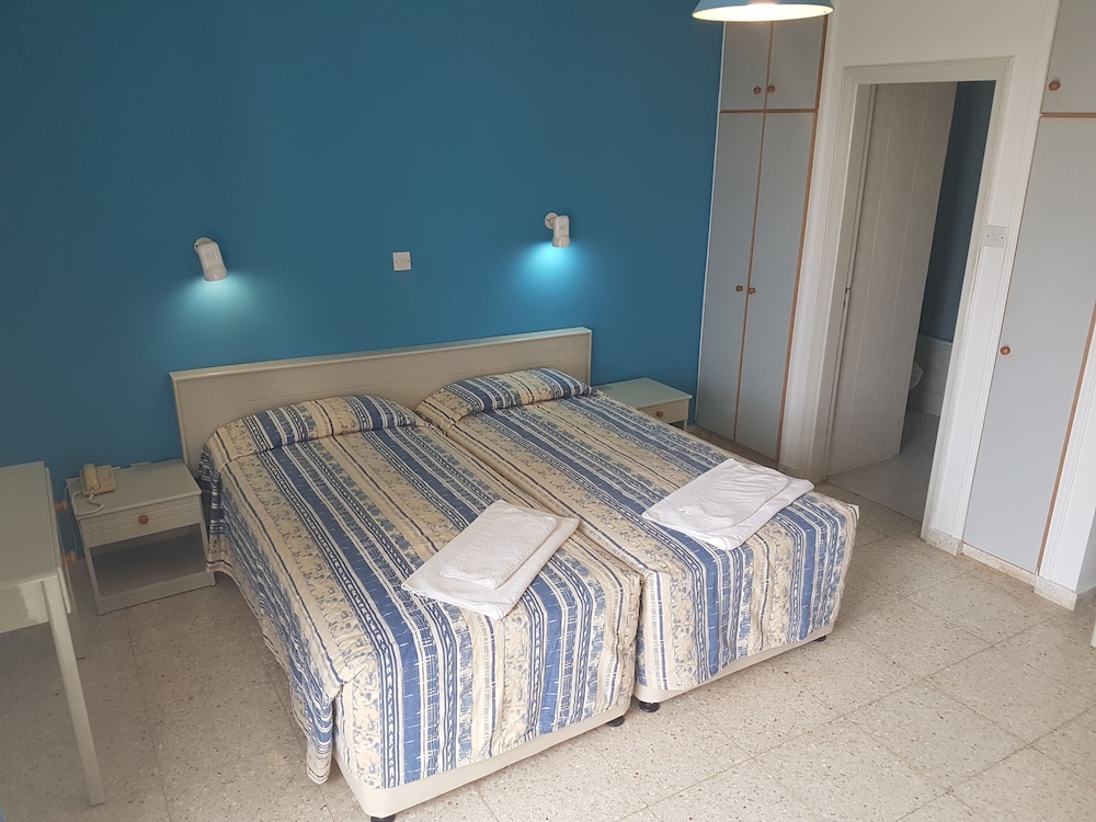 Cosmelenia Apartments 18/51