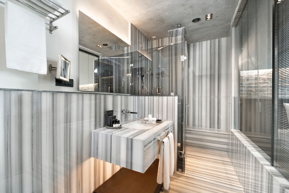 DeCamondo Galata, a Tribute Portfolio Hotel 40/64