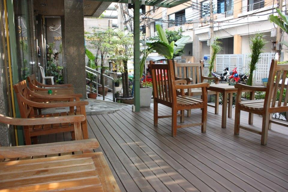 Bangkok Loft at Nana station 21/23