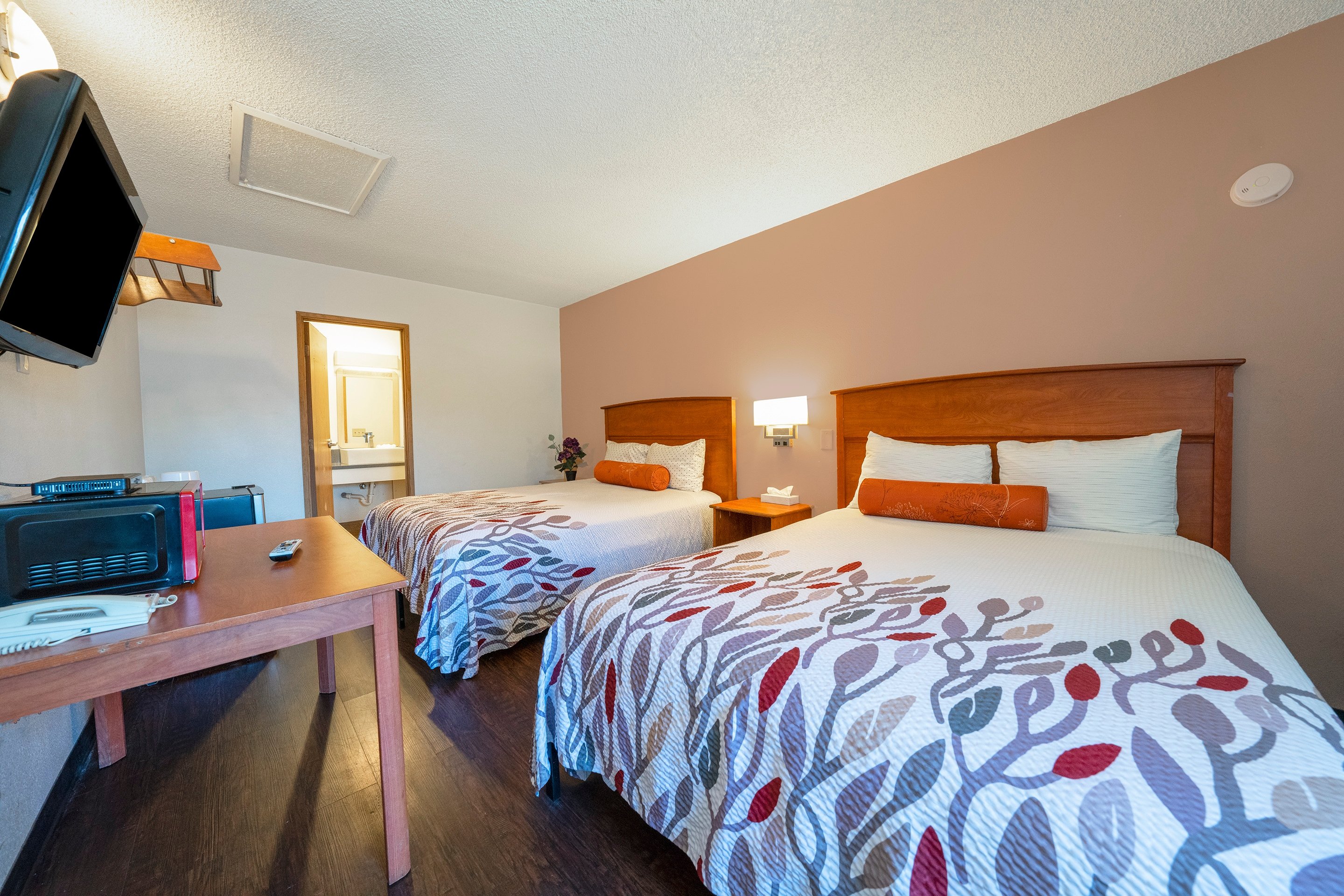 Budget Inn Gladstone By OYO - Portland/Clackamas 12/50