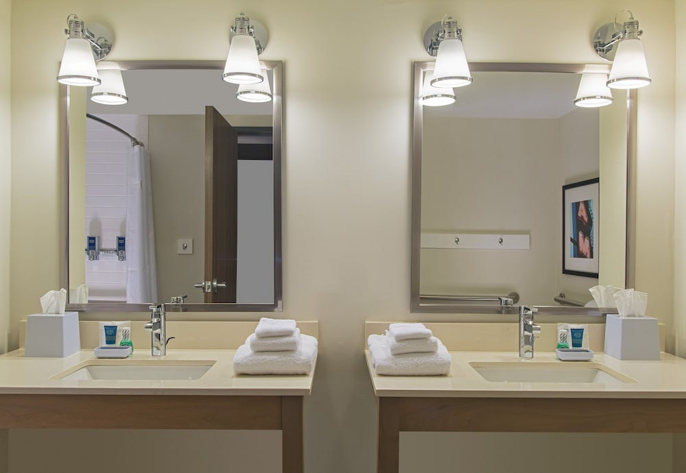 FOUR POINTS BY SHERATON MIDLAND 8/30