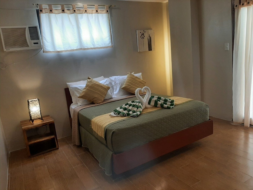 THE SITIO VILLAS AND SUITES 9/34