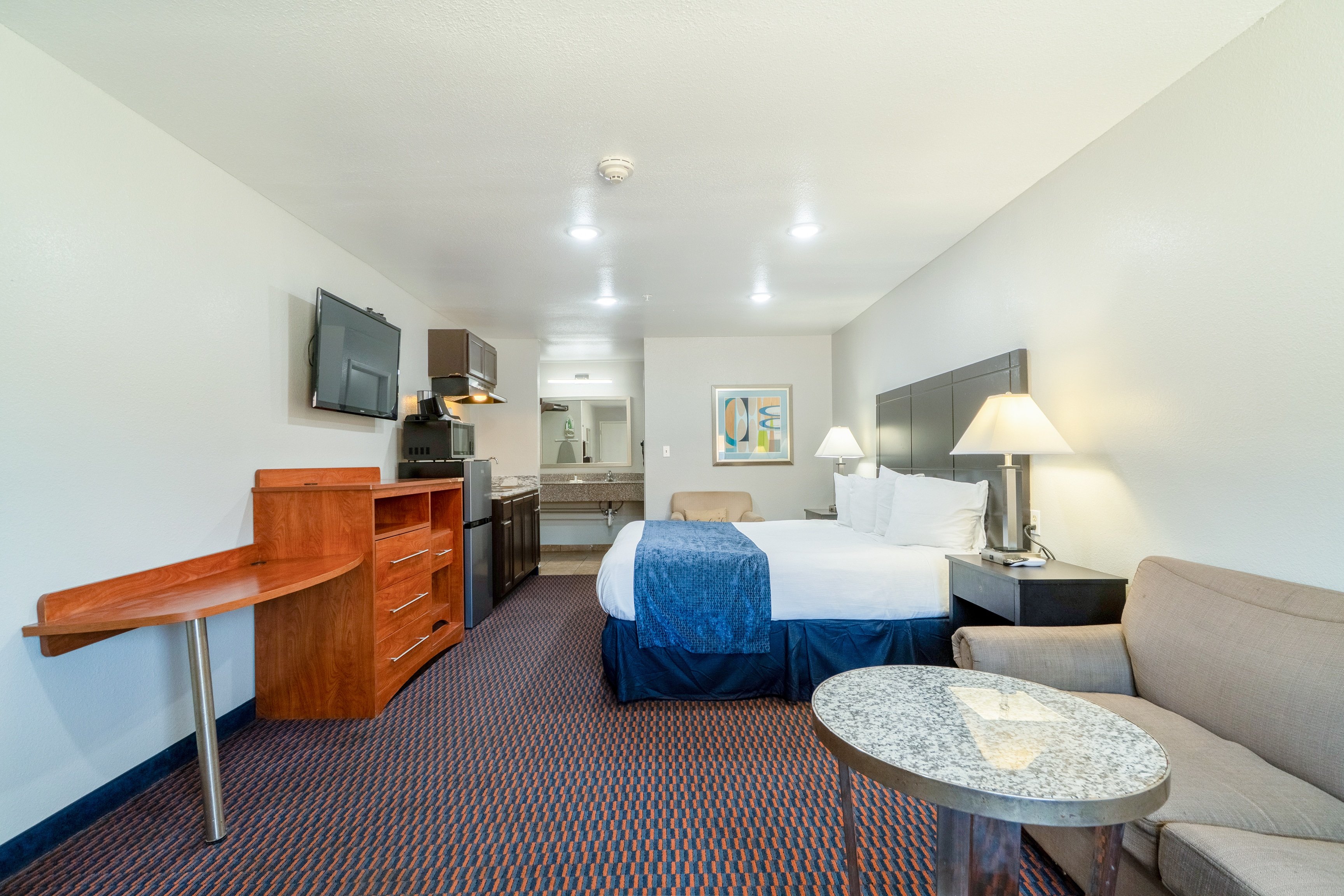 Atria Inn & Suites Kitchenette 34/43