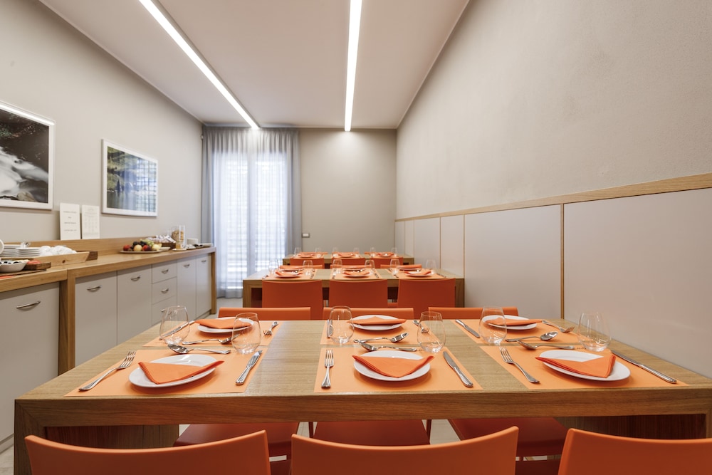 Le Scuole - Collemassari Hospitality 10/15