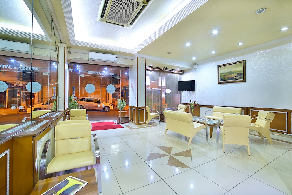 The Center Hotel 24/33