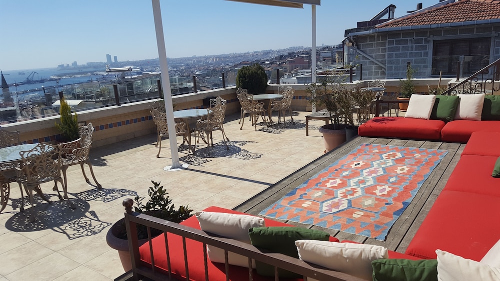 Hotel Fehmi Bey 55/75