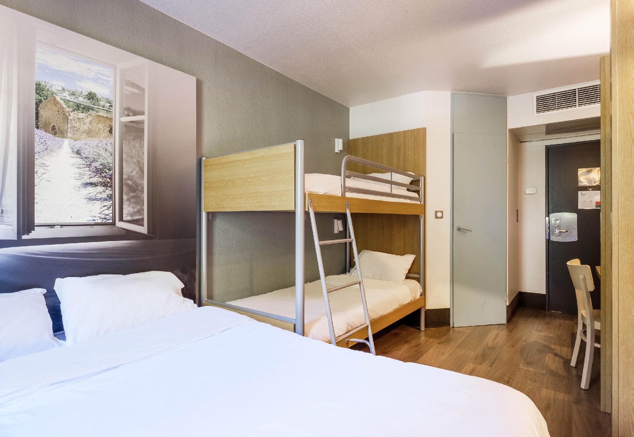 Quadruple room