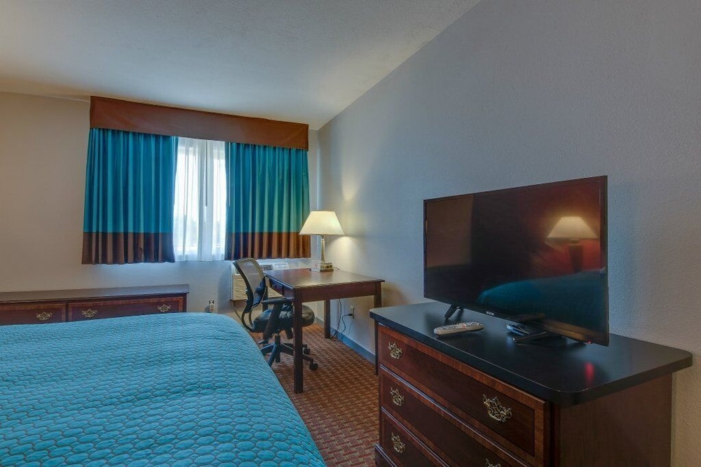 Americas Best Value Inn Hayward 47/57
