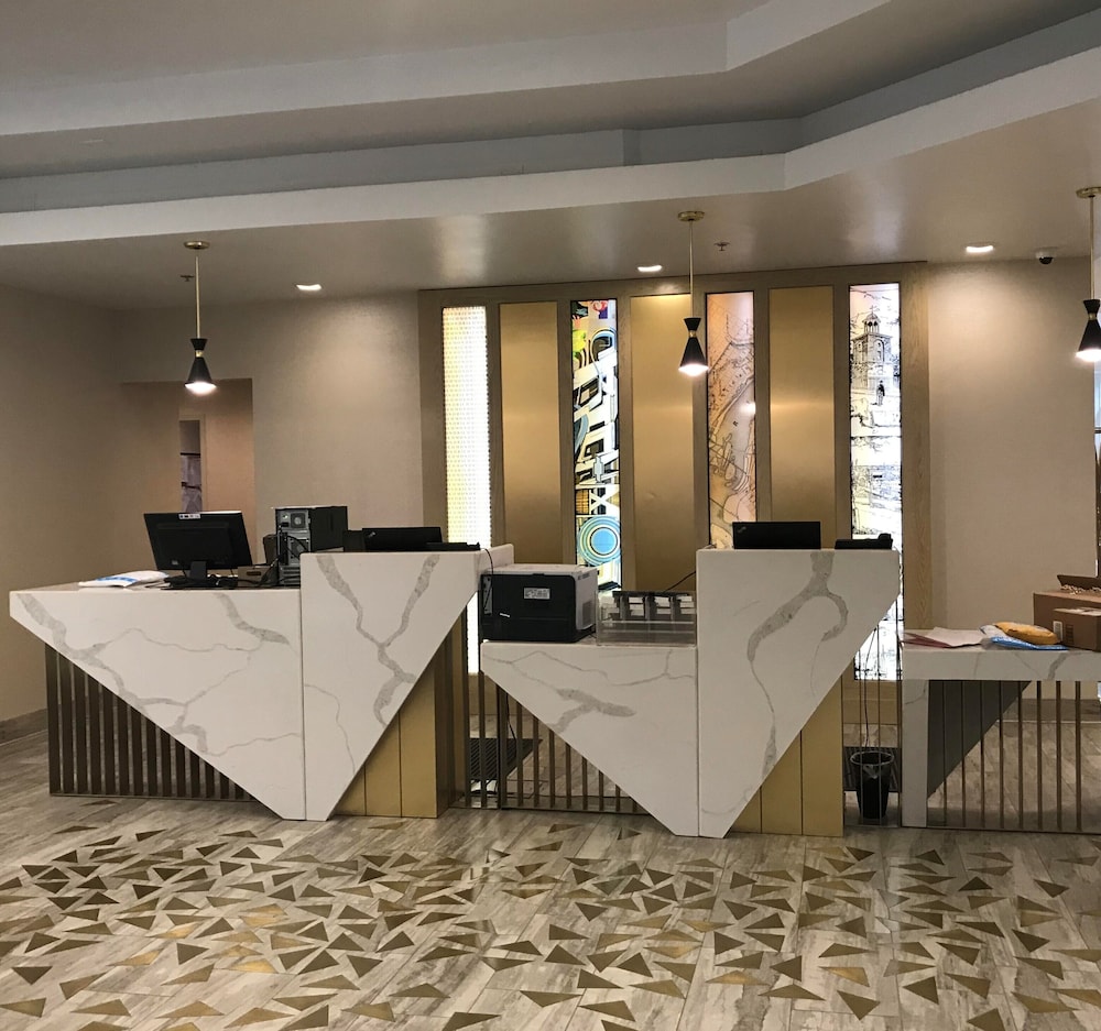 Sheraton Richmond Airport Hotel 50/54