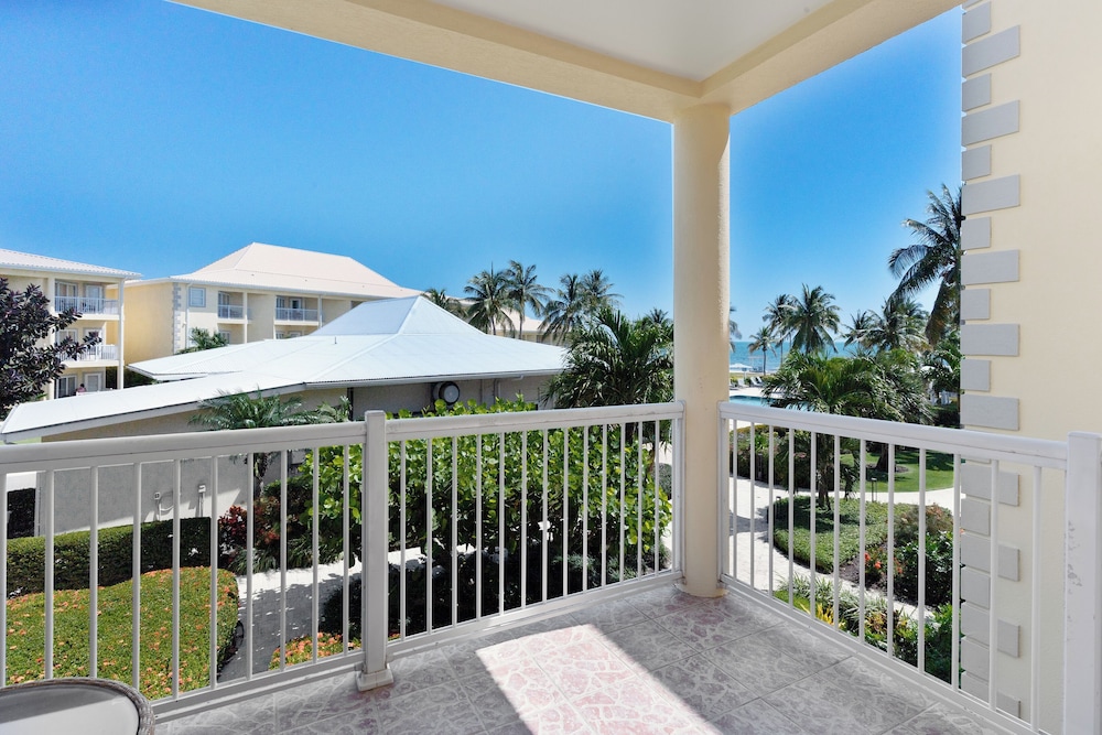 The Grand Caymanian Resort 7/61